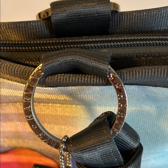 Harveys Seatbelt bag Little Mermaid Good v. Evil series larger size tote - Picture 15 of 16